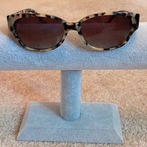 kate spade Halle/s Tortoise black/cream Sunglasses
